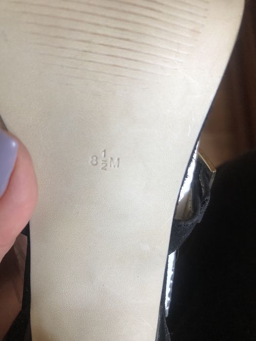 Босоножки GUESS замшевые