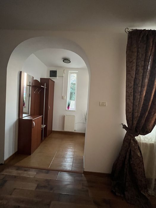 Inchiriez casa pe termen lung