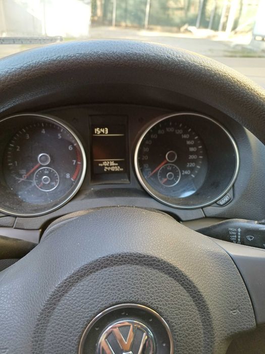 VOLKSWAGEN Golf 2010 — imagine 5