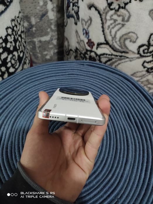 Xiaomi 13 ultra flagman