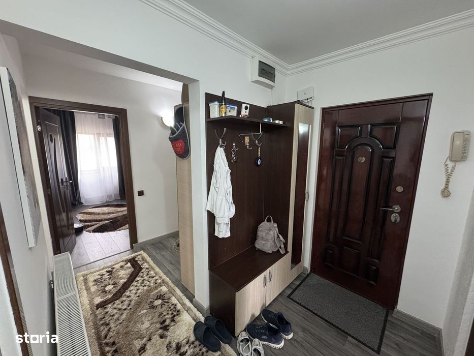 Apartament cu 4 camere, etaj 3 din 4 , Str. Belsugului , Micro 17.