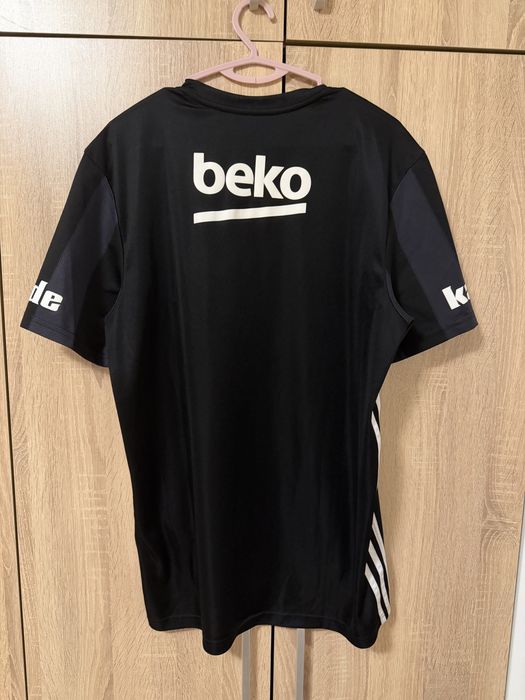 Футболни фланелки