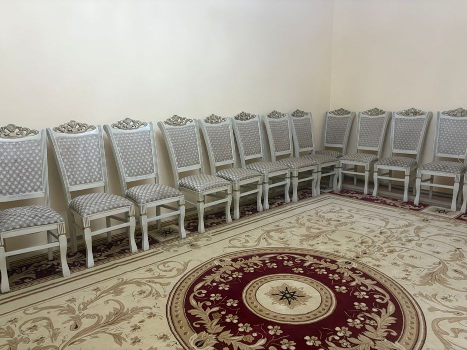 Стулья для гостиной