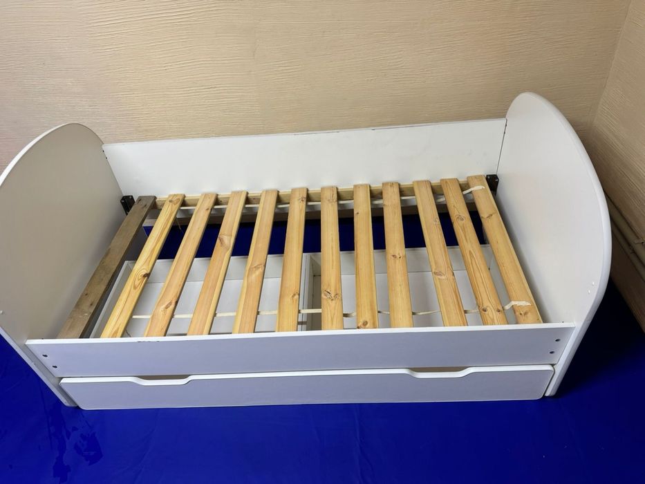 Продам детскую кровать