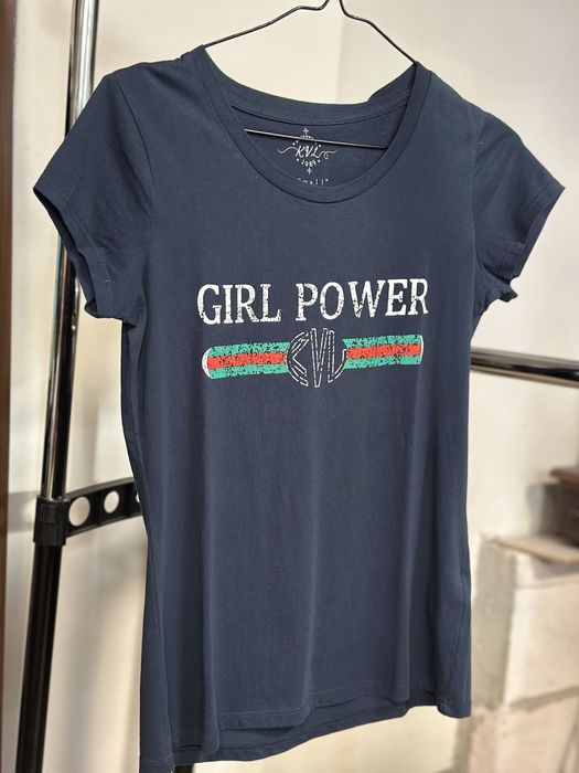 Тъмно синя тениска