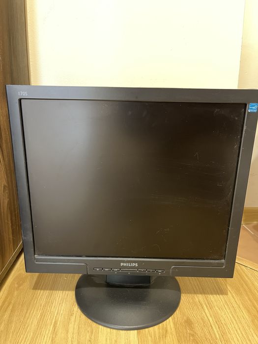 Монитор цена 8000