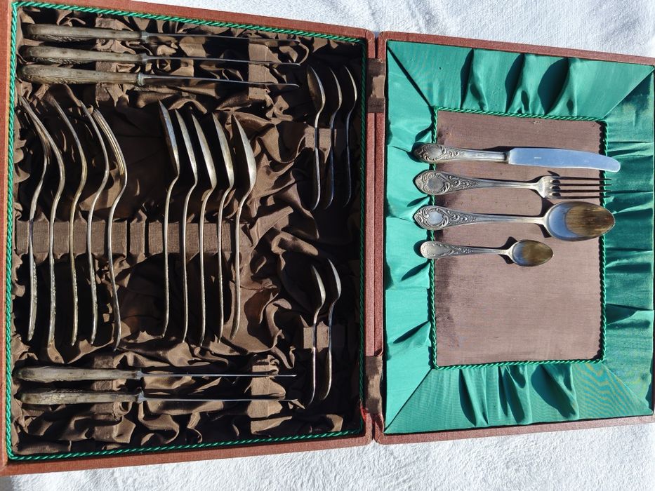 Set de 6 persoane tacâmuri rusesti cu cutie