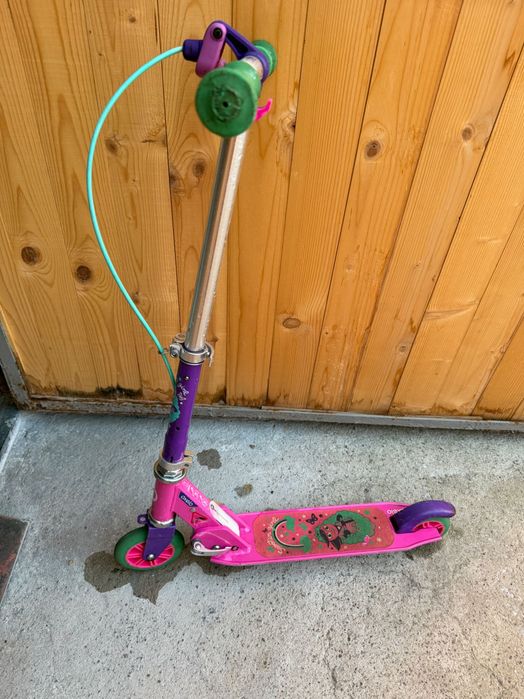 На вашето внимание тротинетка Olexo