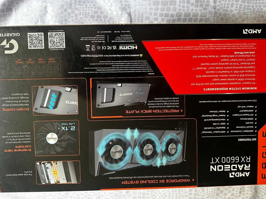 Radeon RX 6600 XT EAGLE 8G.