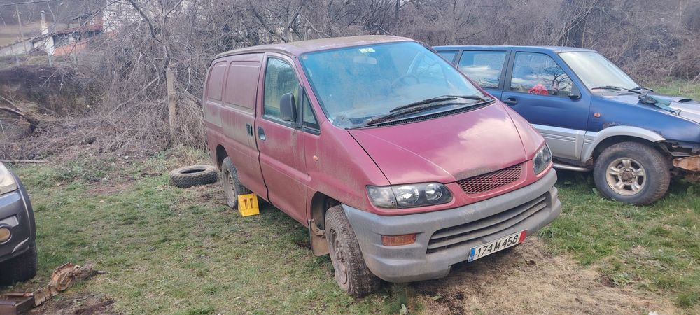 Продавам Мицубиши Л400 4×4 на Части