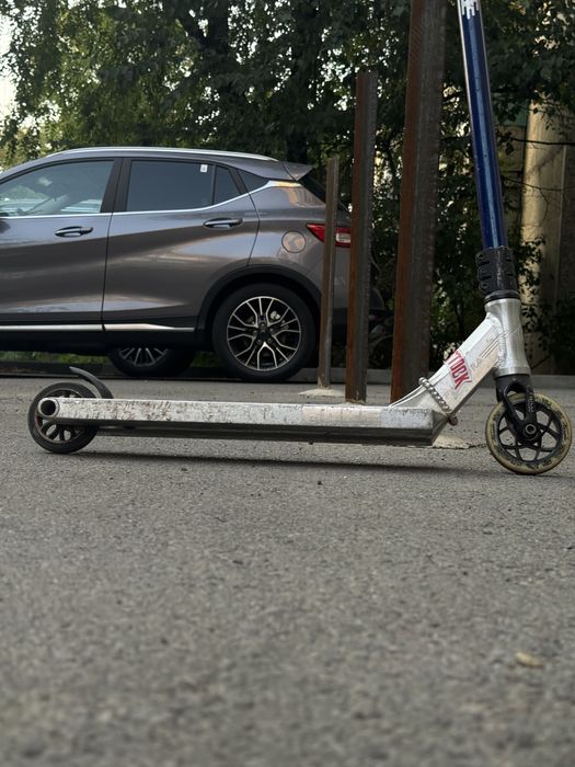 Трюковой самокат