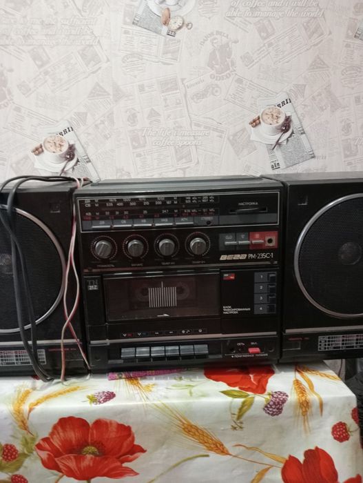 Продам стерео магн итолу вега