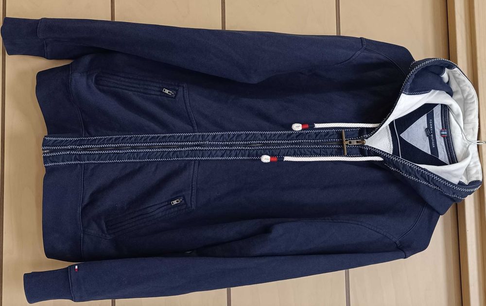 Tommy Hilfiger®-Много Запазен