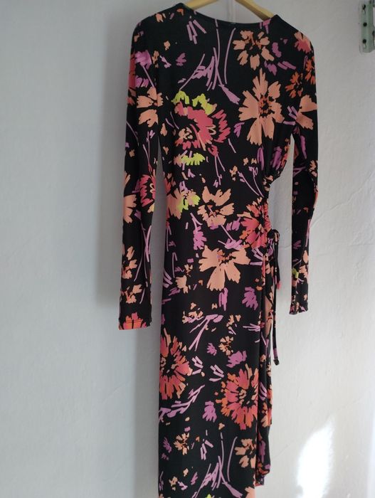 Платье новое раз/44