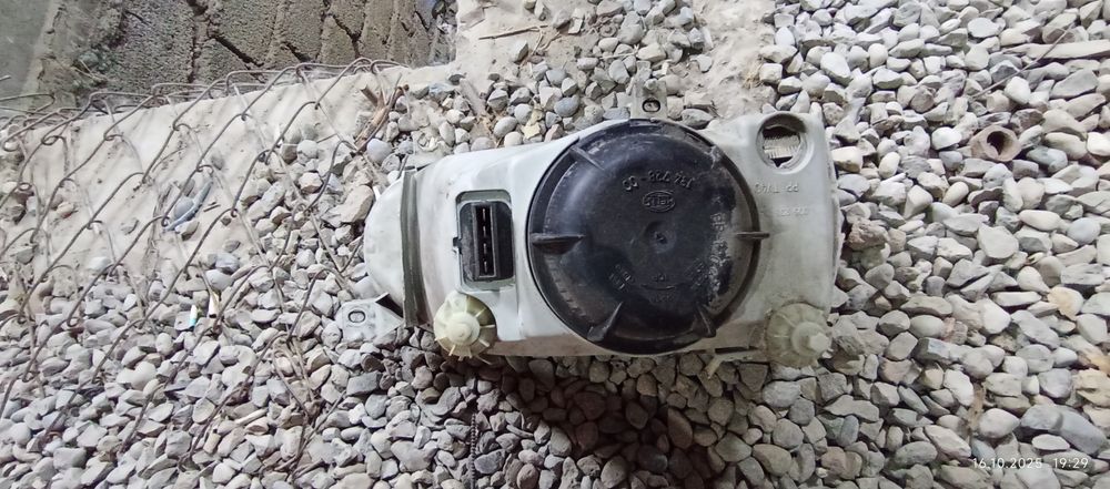 Крыло капот Гольф 3