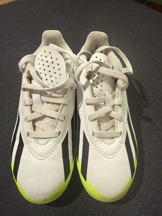 Детски бутонки Адидас