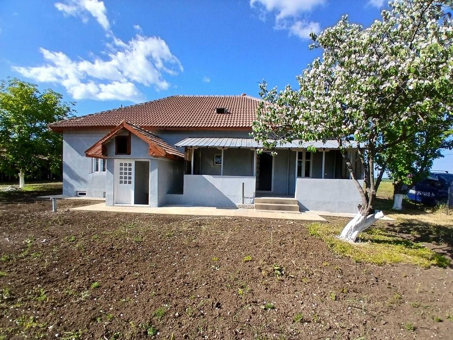 casa de vanzare comuna Radovan