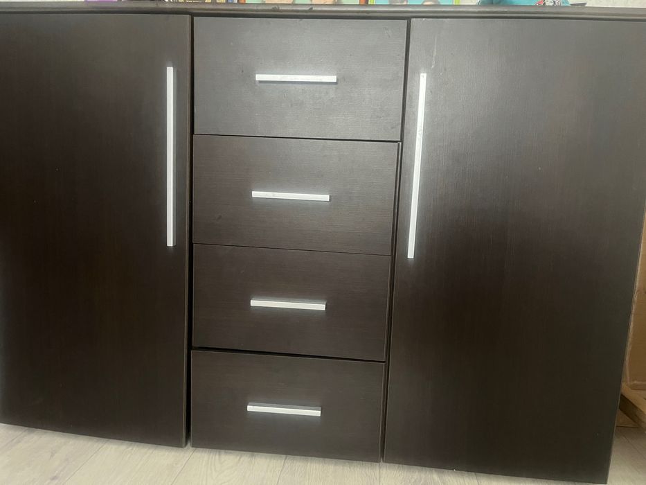 Срочно продам комод