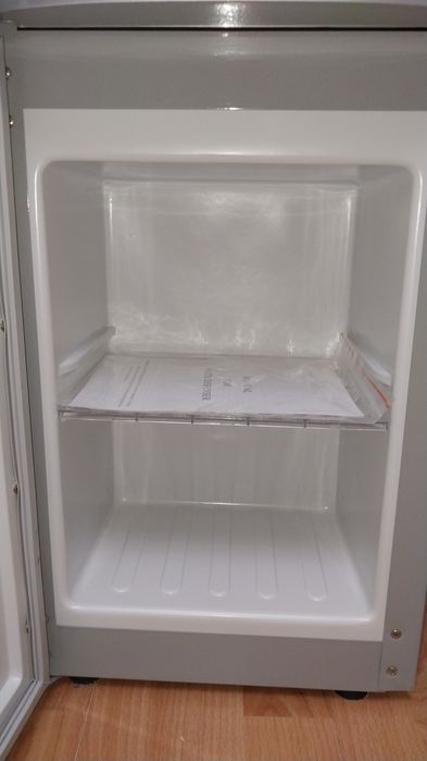 Диспенсер/куллер для воды