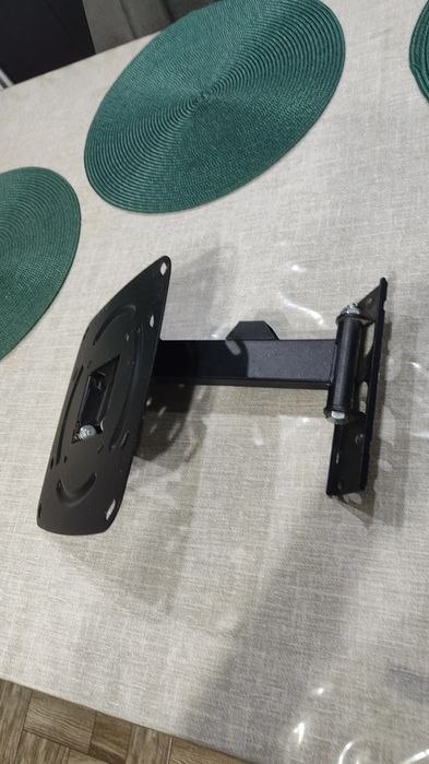 Продам кронштейн для ТВ