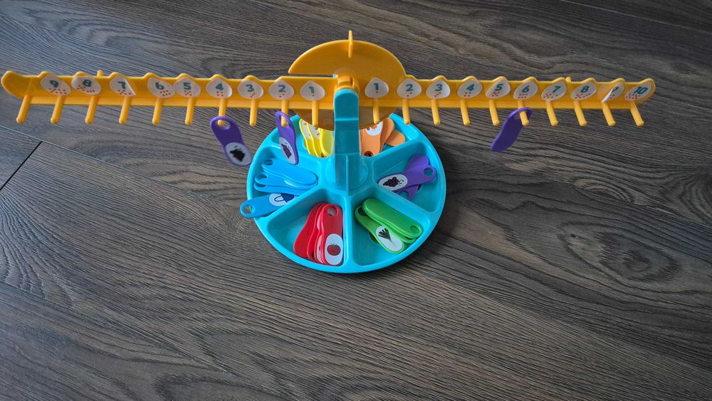 Детска игра Buki: Математическа везна, Карти Thinkle Stars