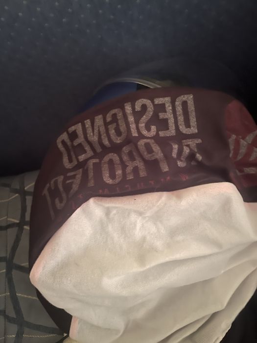 Чисто нова каска