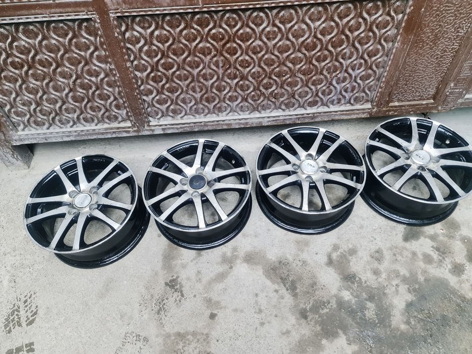 Диска.  Размер.  14. Сатилади