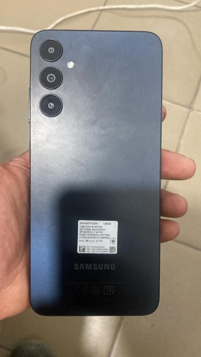 Продам Самсунг 05s