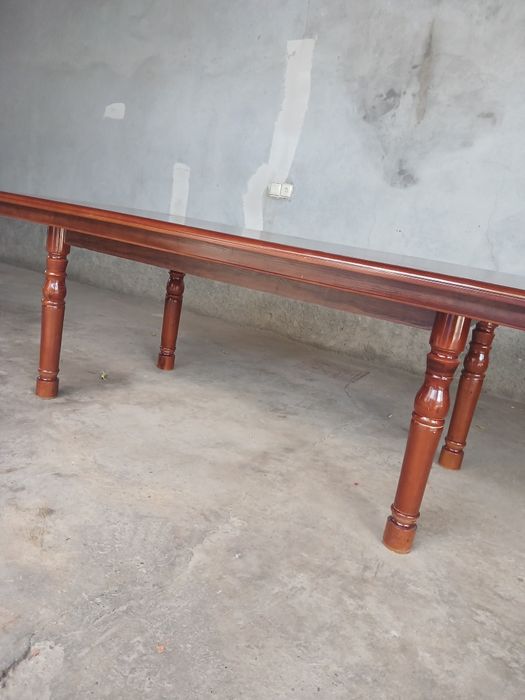 Stol xontaxta xam buladi razmeri 2.x1.10 razmeri 2 ta bor