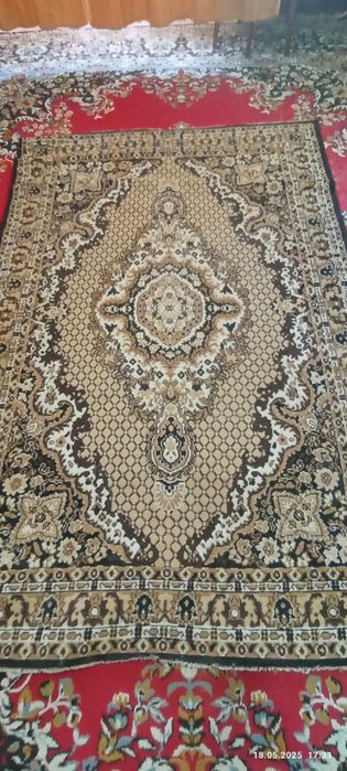 Продаются ковры б/у