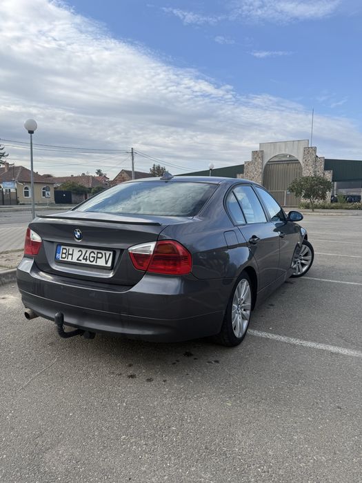BMW E90 318i 2006
