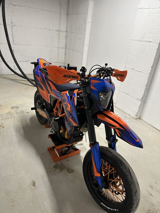 Ktm 690 smc R 2023