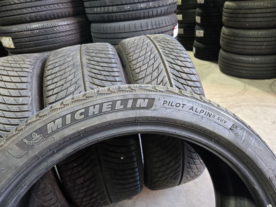 235/45/21//255/40/21 MICHELIN 4бр