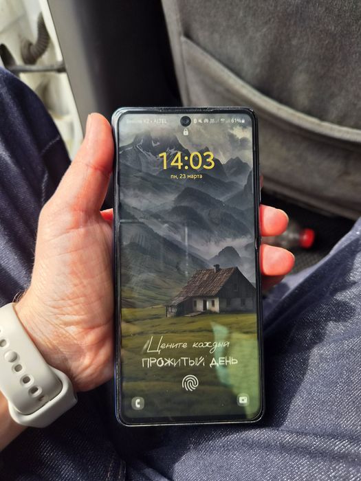 Продам Samsung galaxy A72