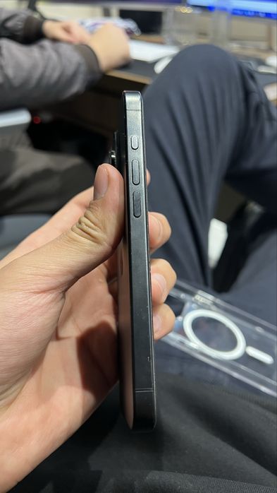 iPhone 15 Pro 256 GB Esim