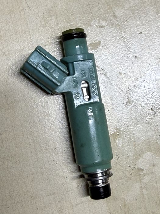 Форсунок для Toyota