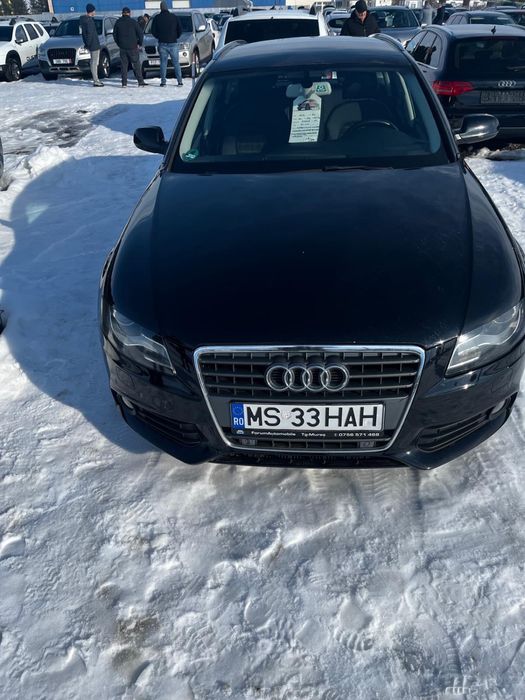Vand Audi A4 negru