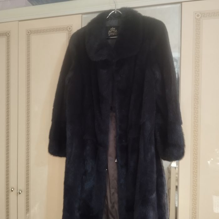 Продам норковую шубу