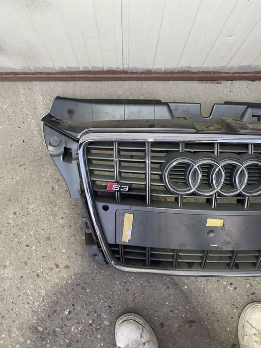 Grila Bara Fata Spoiler Audi S3 8P Facelift 2008-2012 8P0 853 651 F