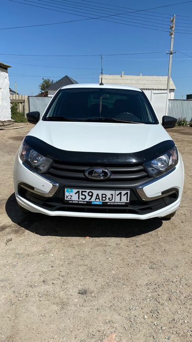 Лада Гранта седан