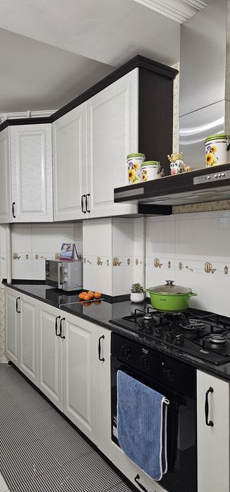 Продам кухонный гарнитур