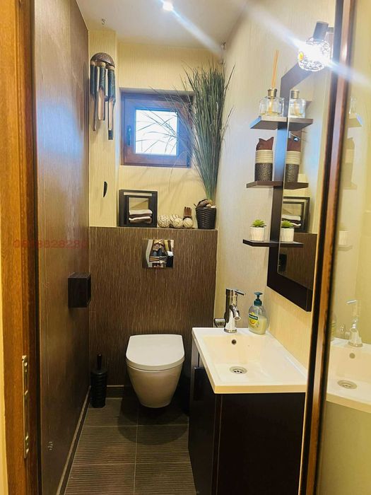 Продава се Къща в Шумен, Военно училище - 110 кв.м за 1901 €/кв.м - Снимка #1