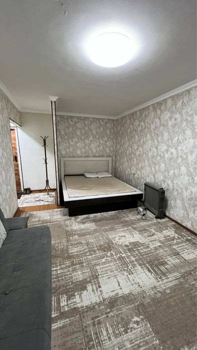 1 комнатная с мебелью и техникой на Октябре