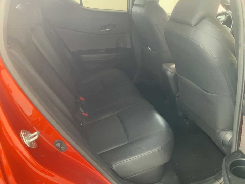 Toyota C-HR 2.0 184ks Hybrid Premiere