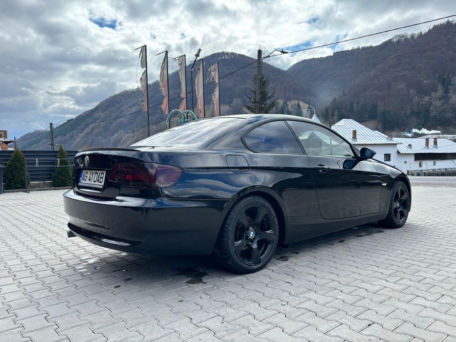 Bmw e92  an 2007 motor 2.0 benzina