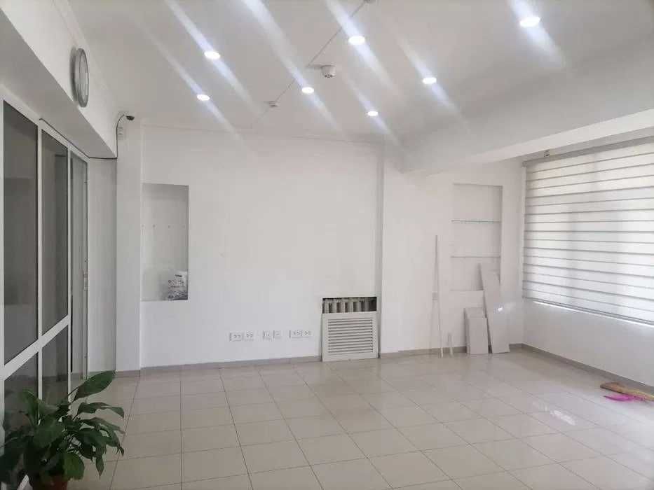 Сдается офис в престижной локации м.Ойбек 1 линия.