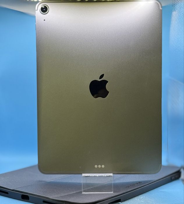 ГАРАНЦИОНЕН!!! Apple iPad Air 11, M3, 256GB, Wi-Fi, Space Gray + подарък защитен калъф