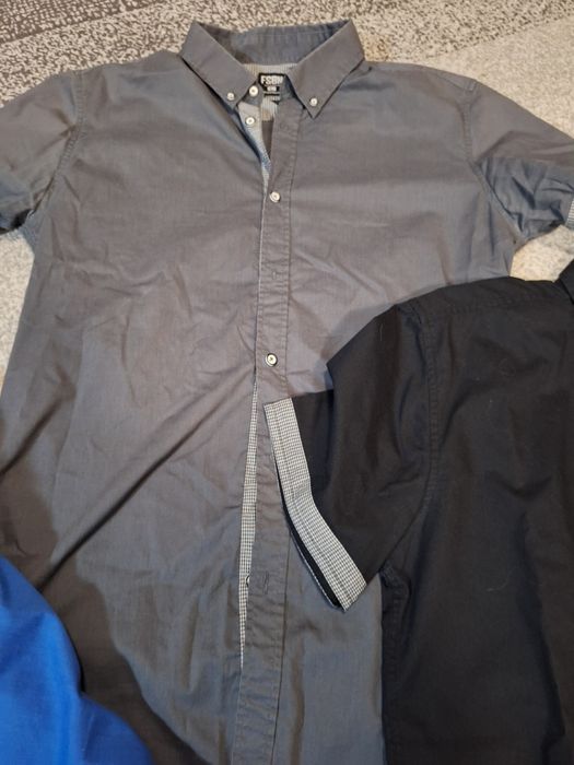 Лот от мъжки ризи