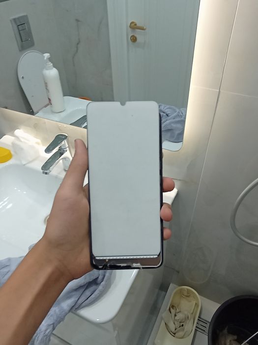 Redmi 13 в плохом состоянии