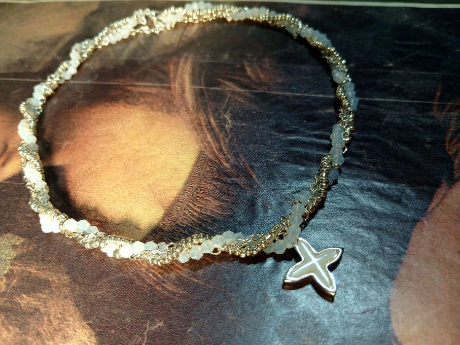 Продам задешего Колье Новая